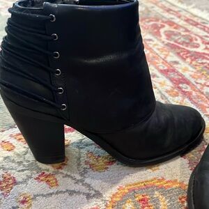 Jessica Simpson boots ankle